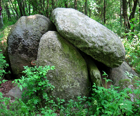 камъни от долмен